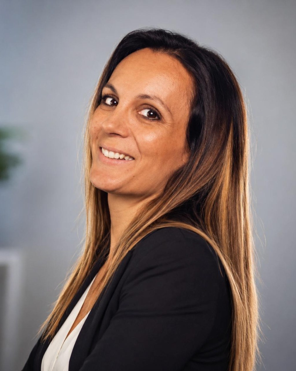Alice Brunet, courtière indépendante en complémentaire santé et mutuelle senior, Cabinet Brunet Assurances